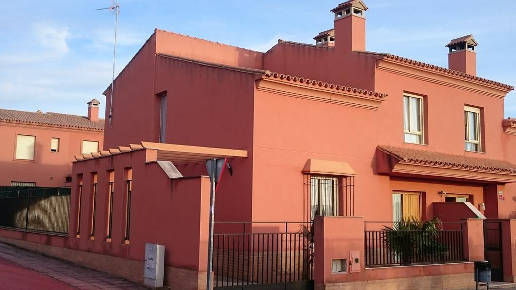 Villa Aznalcazar Sanlucar la Mayor Luaran gambar