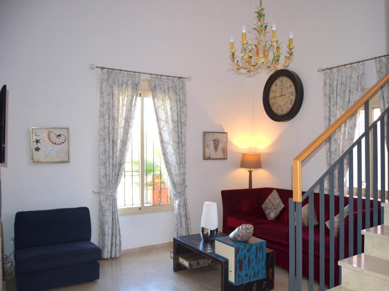 Villa Aznalcazar Sanlucar la Mayor Luaran gambar