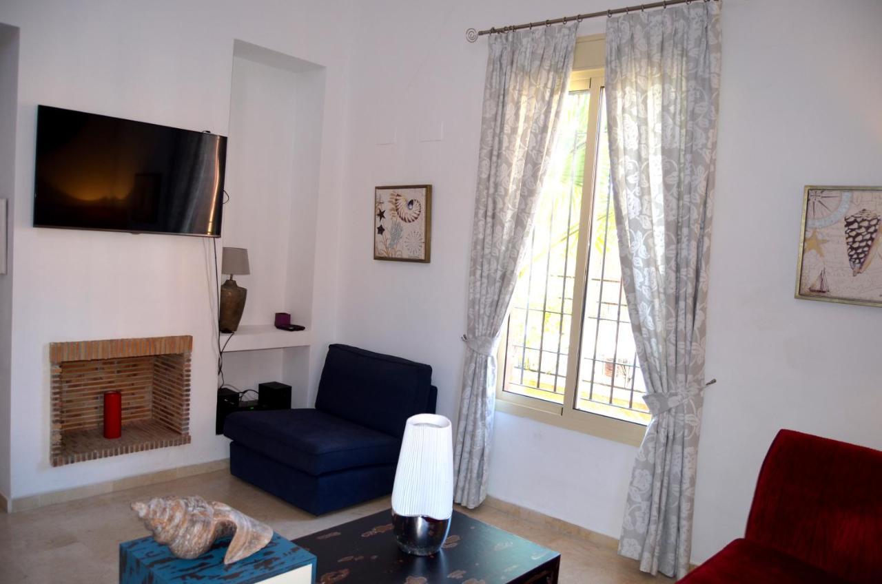 Villa Aznalcazar Sanlucar la Mayor Luaran gambar