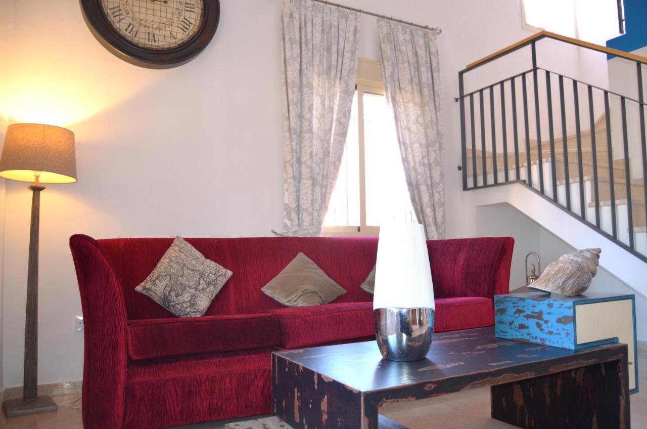 Villa Aznalcazar Sanlucar la Mayor Luaran gambar