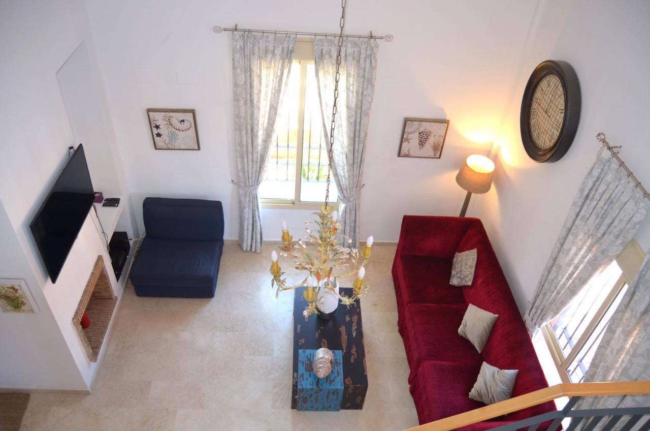 Villa Aznalcazar Sanlucar la Mayor Luaran gambar